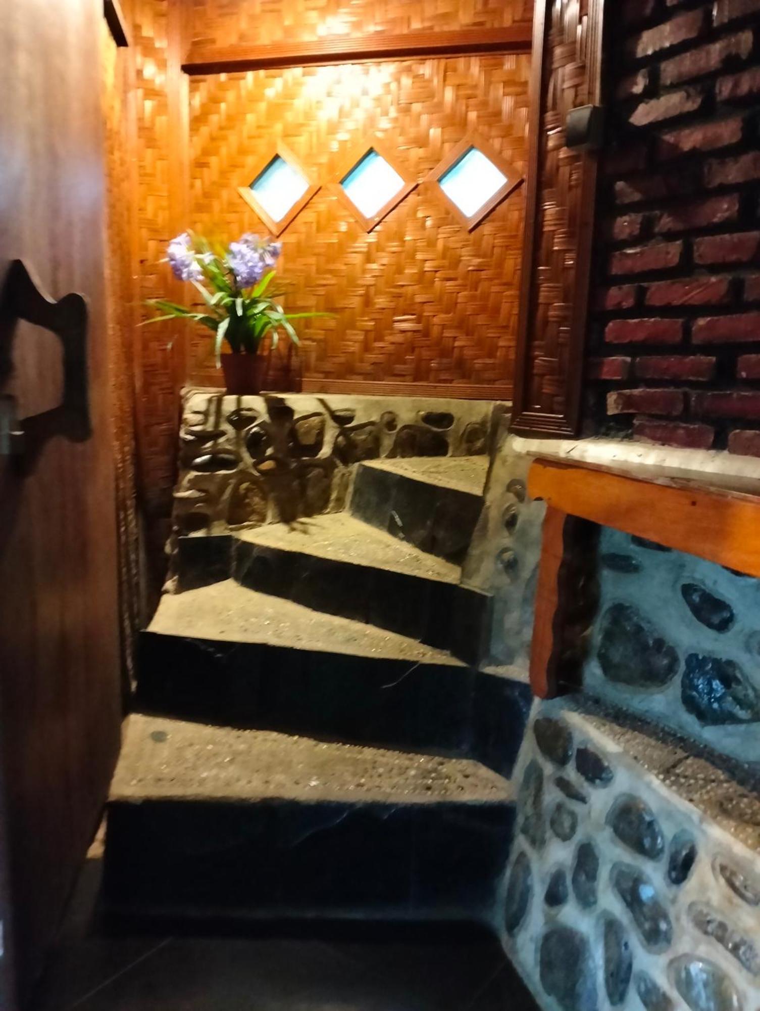 Junia Guesthouse بوكيت لاوانج المظهر الخارجي الصورة
